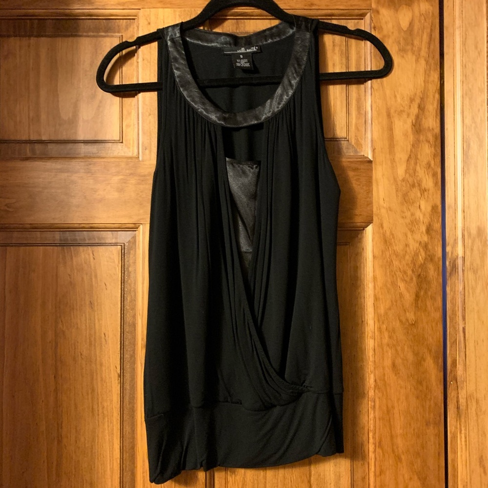 Willi Smith top